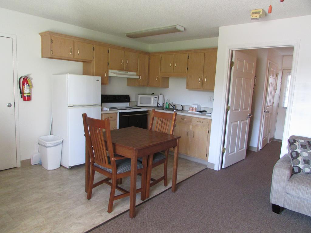 Douglas Inn & Suites, Blue Ridge, Ga ภายนอก รูปภาพ