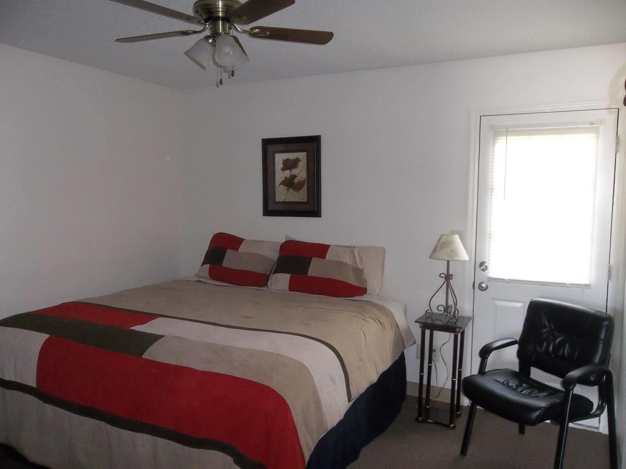 Douglas Inn & Suites, Blue Ridge, Ga ภายนอก รูปภาพ
