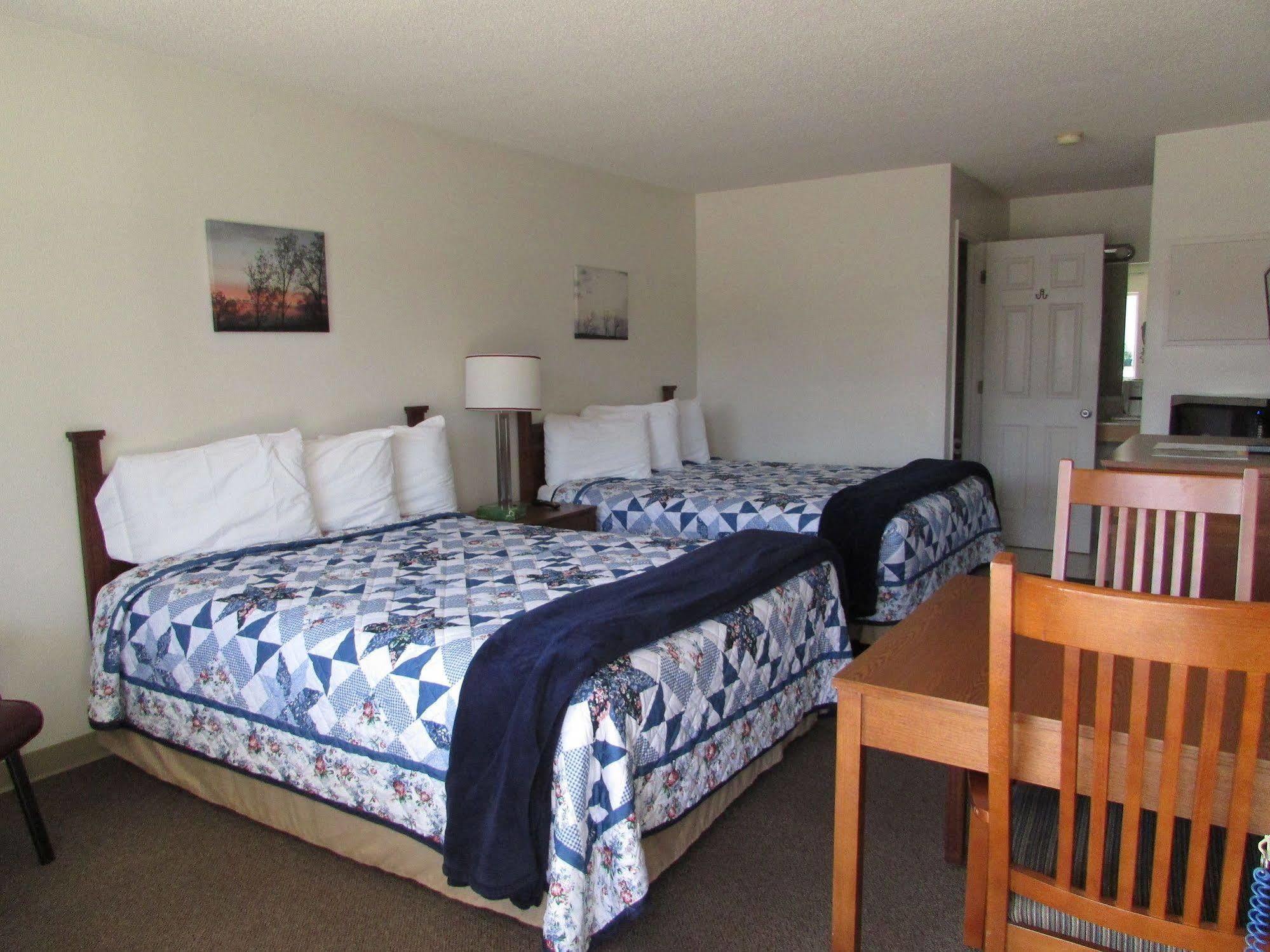 Douglas Inn & Suites, Blue Ridge, Ga ภายนอก รูปภาพ